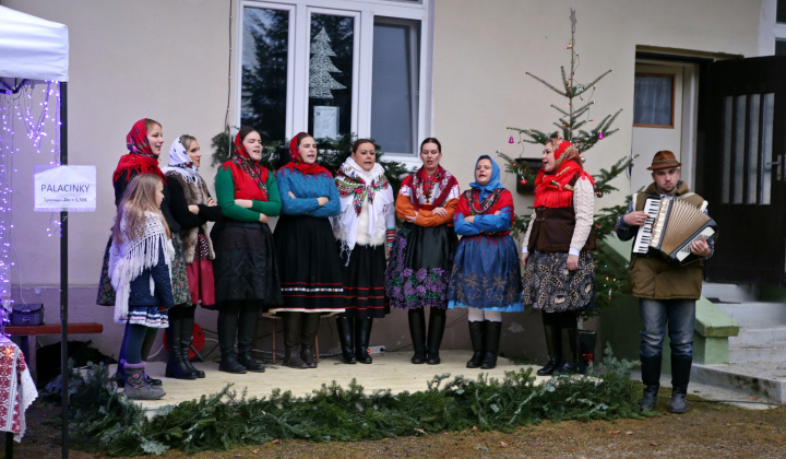 10. fotografia fotogalérie Vianočné trhy 2019